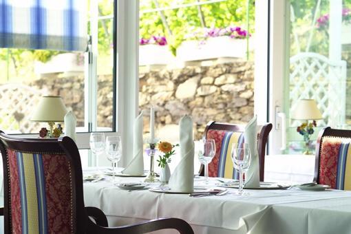 Panorama Hotel Und Restaurant Schlossberg Alzenau in Unterfranken Esterno foto